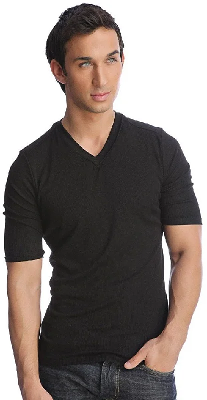 Hybrid V-Neck (Black)